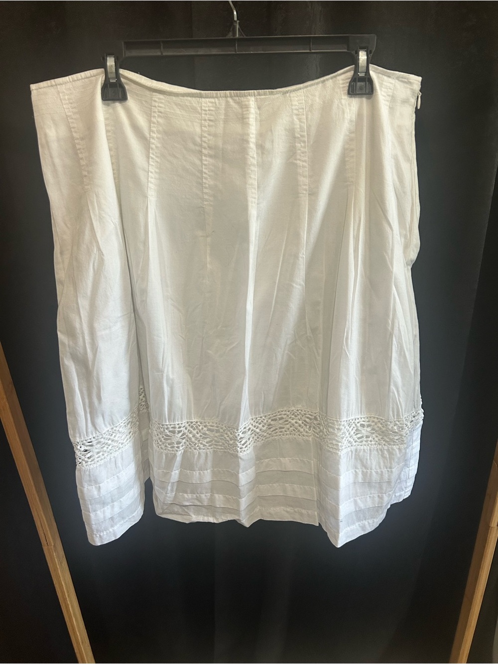 BCBGMaxAzria White A-Line Skirt with Crochet Hem